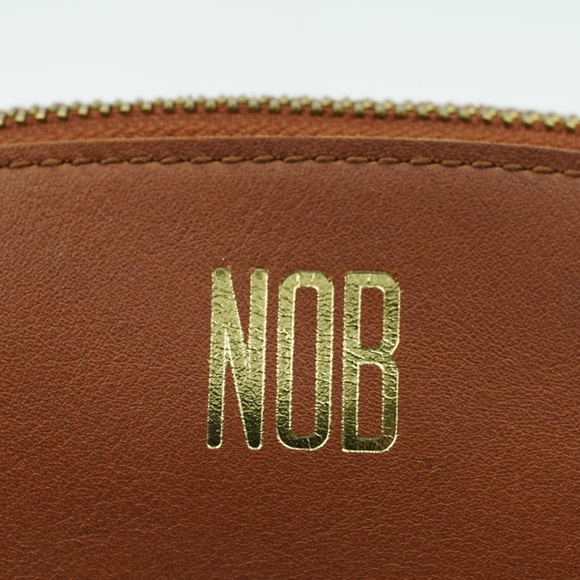 New MADEWELL The Makeup Pouch MONOGRAMMED NOB in English Saddle Leather - Picture 2 of 6